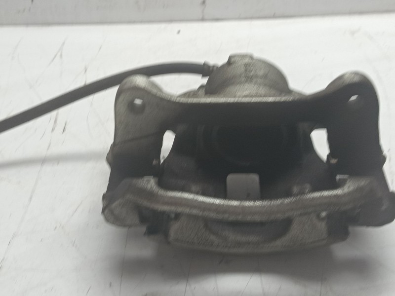 Recambio de pinza freno delantera derecha para toyota c-hr (_x1_) 1.8 hybrid (zyx10_, zyx11_) referencia OEM IAM 47730F4010  