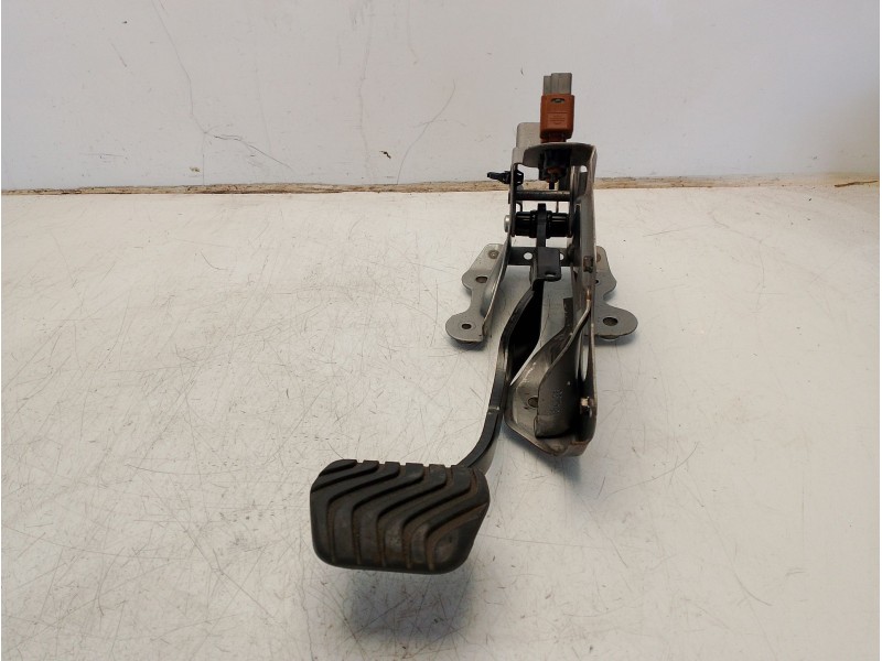 Recambio de pedal freno para nissan qashqai ii (j11, j11_) 1.3 dig-t referencia OEM IAM 465014EA0B  
