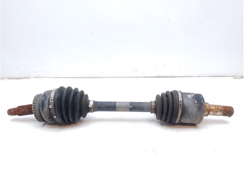 Recambio de transmision delantera izquierda para kia carnival 2.9 crdi cat referencia OEM IAM K5522560Y  