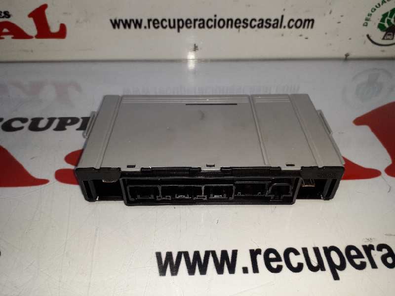 Recambio de modulo electronico para lexus is 300h referencia OEM IAM 8264453010A 63583475 