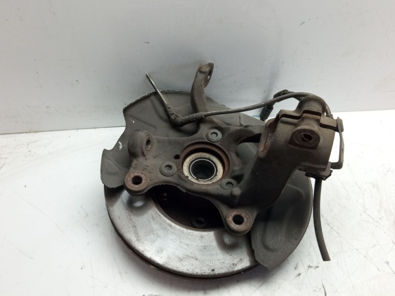 Recambio de mangueta delantera izquierda para volkswagen golf vii lim. (bq1) comfortline referencia OEM IAM 5Q0407255R  