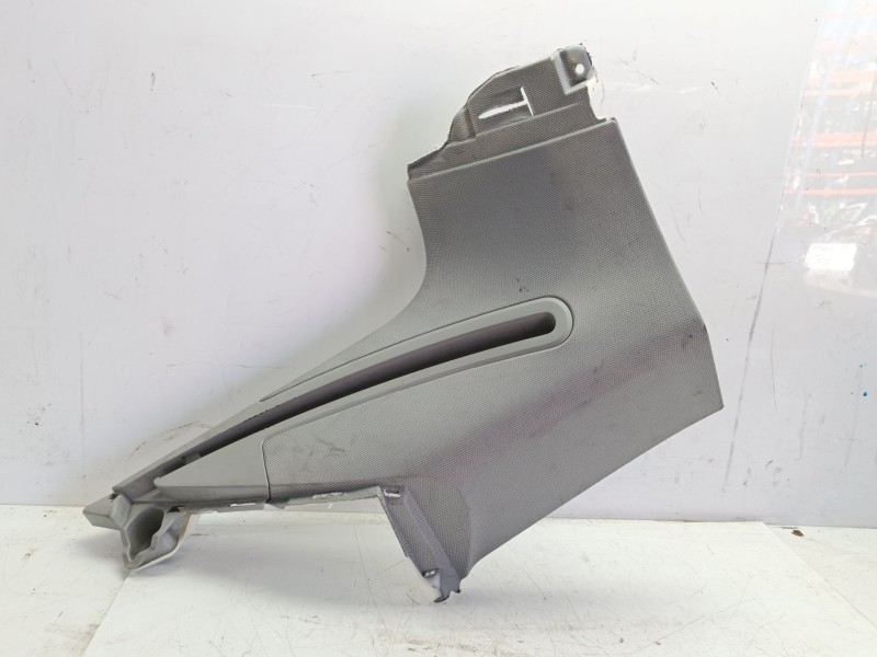 Recambio de moldura para audi a4 b9 avant (8w5, 8wd) 35 tdi mild hybrid referencia OEM IAM 8W9867245G1RO  