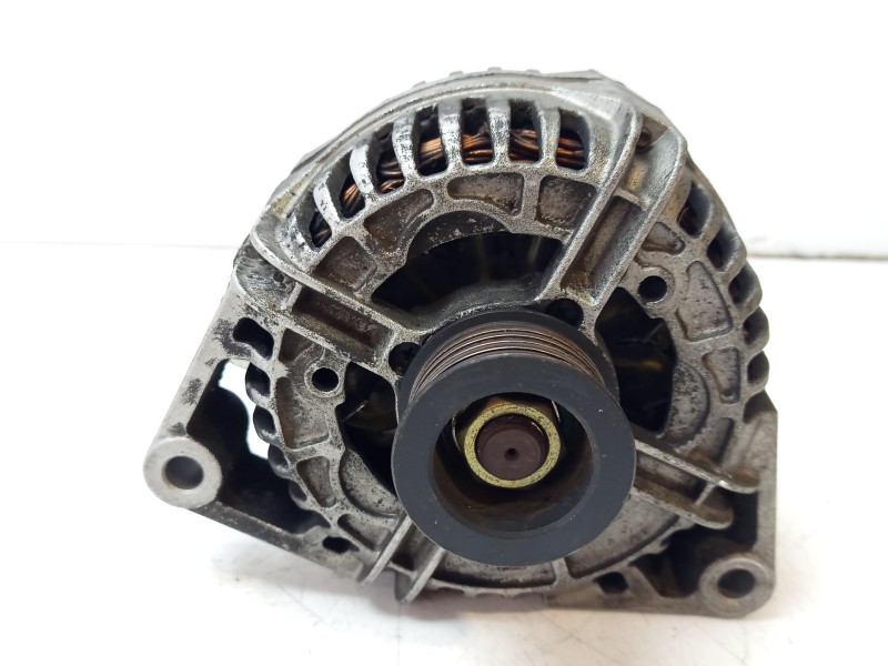 Recambio de alternador para opel vectra c berlina referencia OEM IAM 93174497 ALT-2089 / UNI0808 12V 140A