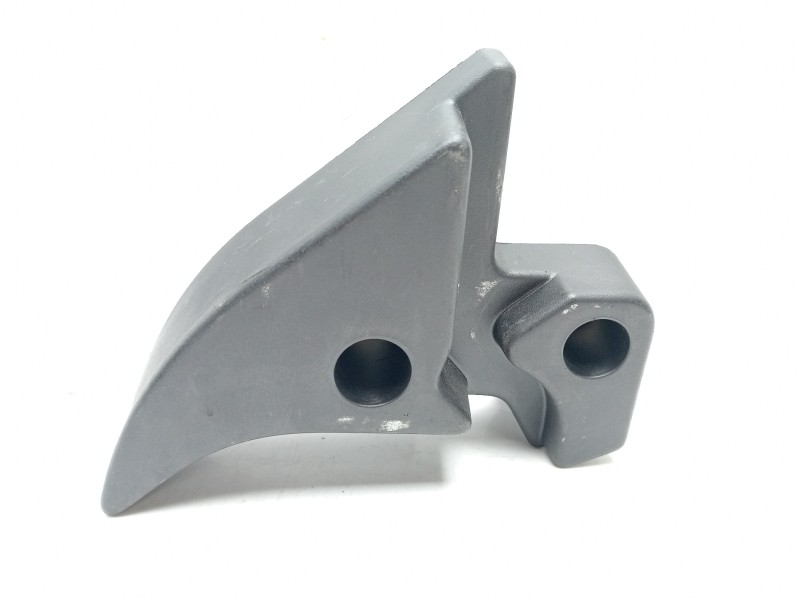 Recambio de soporte / guia puerta corredera para volkswagen polo (6c1) advance bluemotion referencia OEM IAM 6R0858847  