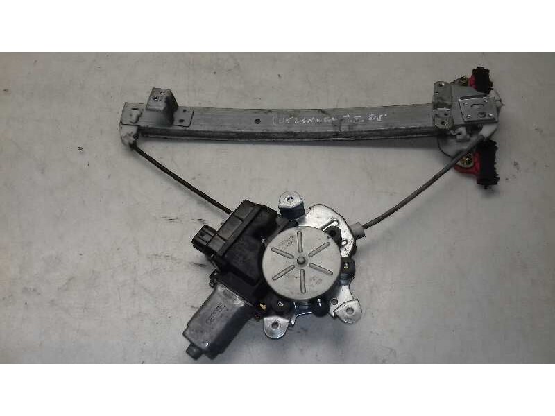 Recambio de elevalunas trasero izquierdo para mitsubishi galant berlina (ea0) 2400 gls referencia OEM IAM MR57388 303030 
