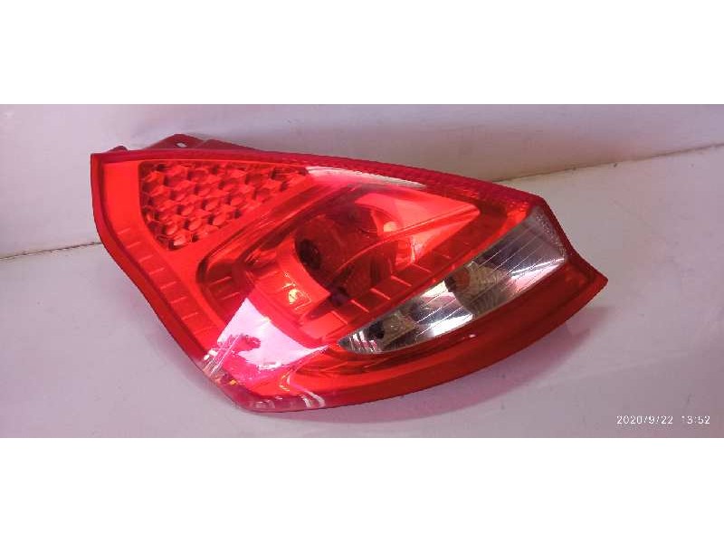 Recambio de piloto trasero izquierdo para ford fiesta (cb1) 1.25 16v cat referencia OEM IAM 8A6113405A  
