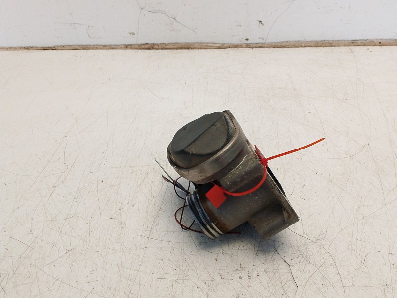 Recambio de caja mariposa para volvo xc90 2.5 20v turbo cat referencia OEM IAM 36133062N  