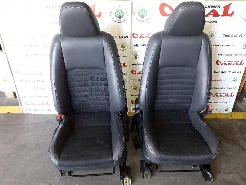 Recambio de juego asientos completo para lexus is 300h referencia OEM IAM   