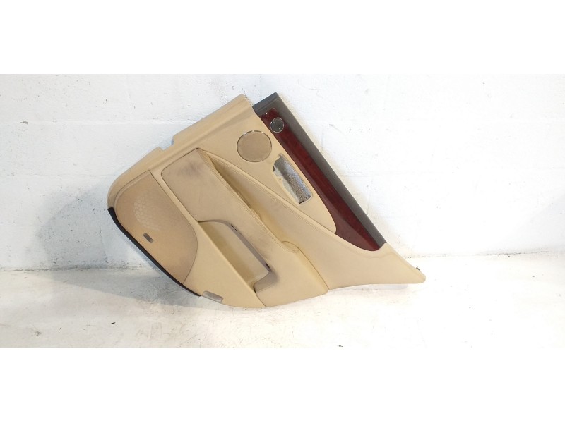 Recambio de guarnecido puerta trasera derecha para lexus ls (usf4/uvf4) 460 referencia OEM IAM 6763050081B0  