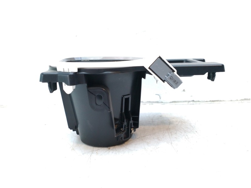 Recambio de moldura para toyota c-hr referencia OEM IAM 55618F4010  