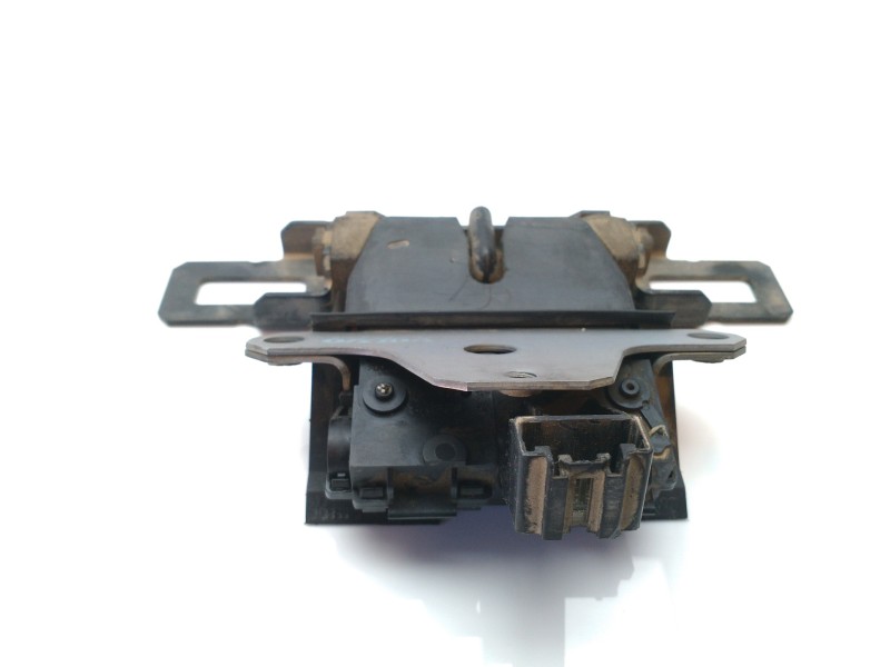 Recambio de cerradura maletero / porton para volvo v40 inscription referencia OEM IAM 31440245  