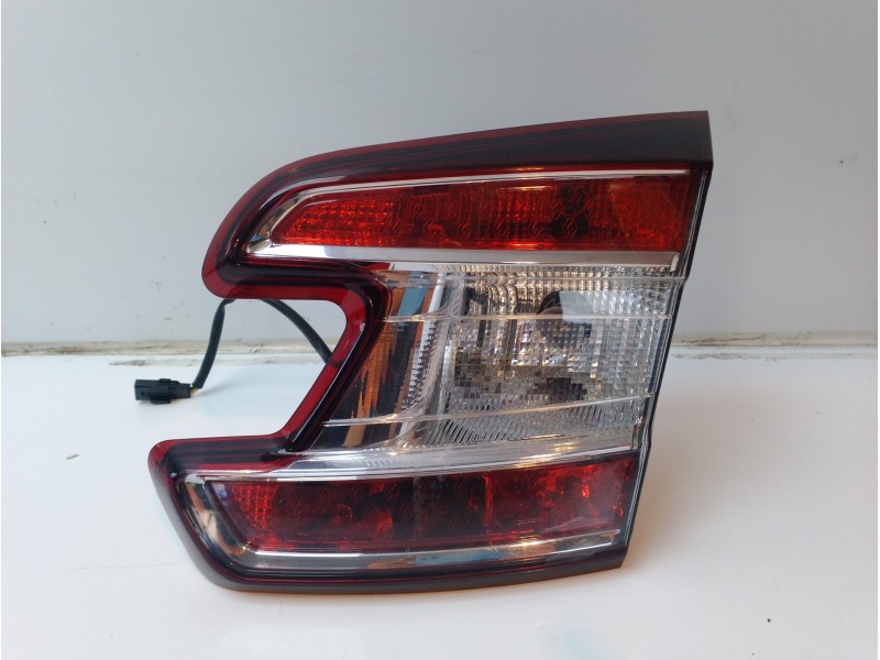 Recambio de piloto trasero derecho para renault megane iii sport tourer expression referencia OEM IAM 265500027R  