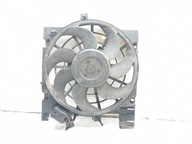 Recambio de electroventilador para opel zafira b cosmo referencia OEM IAM 13147279  