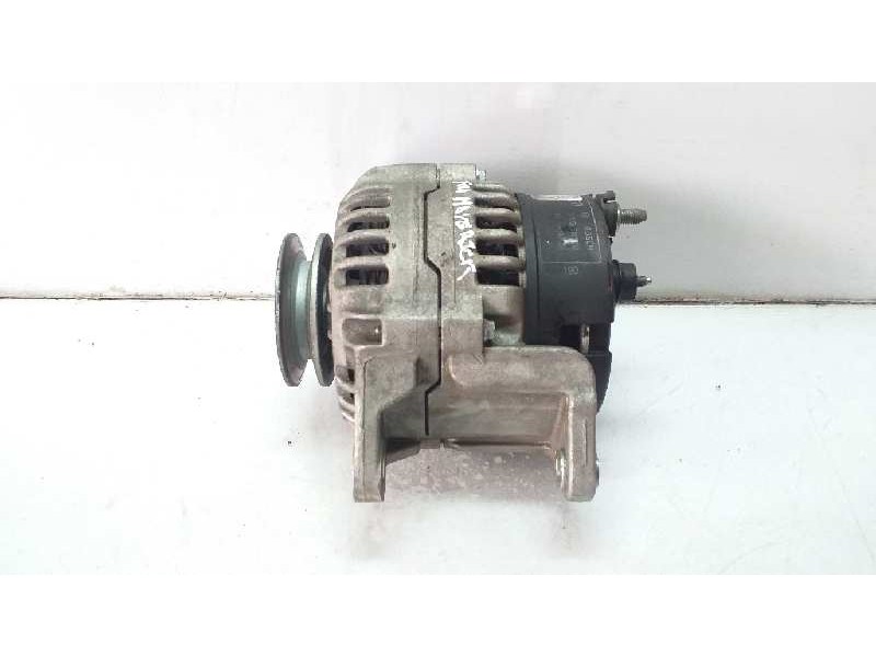 Recambio de alternador para nissan atleon atleon referencia OEM IAM 0123310052  