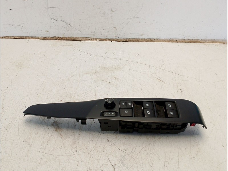 Recambio de mando elevalunas delantero izquierdo para toyota camry (_v7_, _va7_, _vh7_) 2.5 hybrid (axvh71_) referencia OEM IAM 
