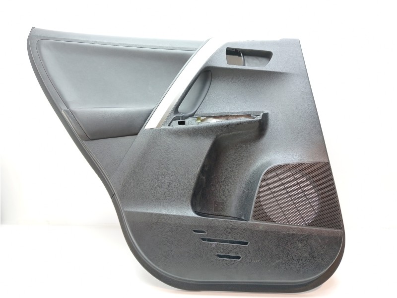 Recambio de guarnecido puerta trasera izquierda para toyota rav 4 active referencia OEM IAM 6764042550C1  