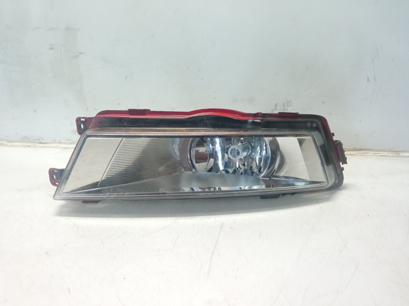 Recambio de faro antiniebla derecho para skoda spaceback (5h) active referencia OEM IAM 5JA941700 7191100001 