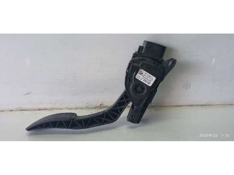 Recambio de potenciometro pedal para ford fiesta (cb1) ghia referencia OEM IAM 8V219F836AA 6PV00951700 