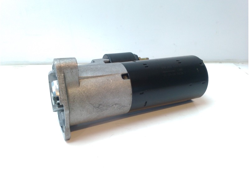 Recambio de motor arranque para volkswagen passat berlina (3b3) 1.9 tdi referencia OEM IAM 068911024H 0001124020 