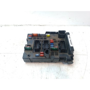 CAJA RELES / FUSIBLES 6500Y3 