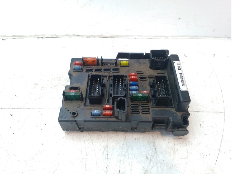 Recambio de caja reles / fusibles para citroën berlingo 2.0 hdi cat (rhy / dw10td) referencia OEM IAM 6500Y3  