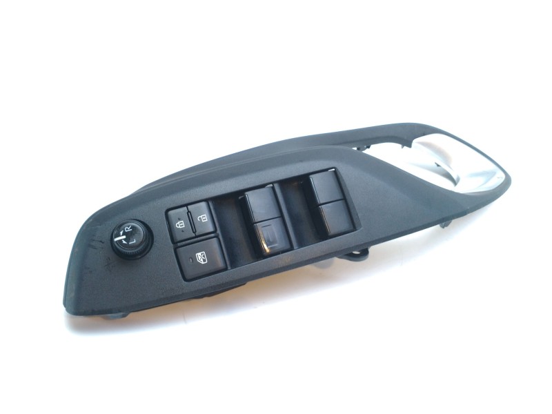 Recambio de mando elevalunas delantero izquierdo para toyota yaris referencia OEM IAM 840400D020  