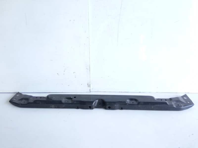 Recambio de travesaño superior para ssangyong rodius xdi limited awd referencia OEM IAM   