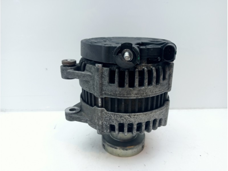 Recambio de alternador para ford mondeo sportbreak (ca2) trend referencia OEM IAM 0121615008 6G9N100300UD 