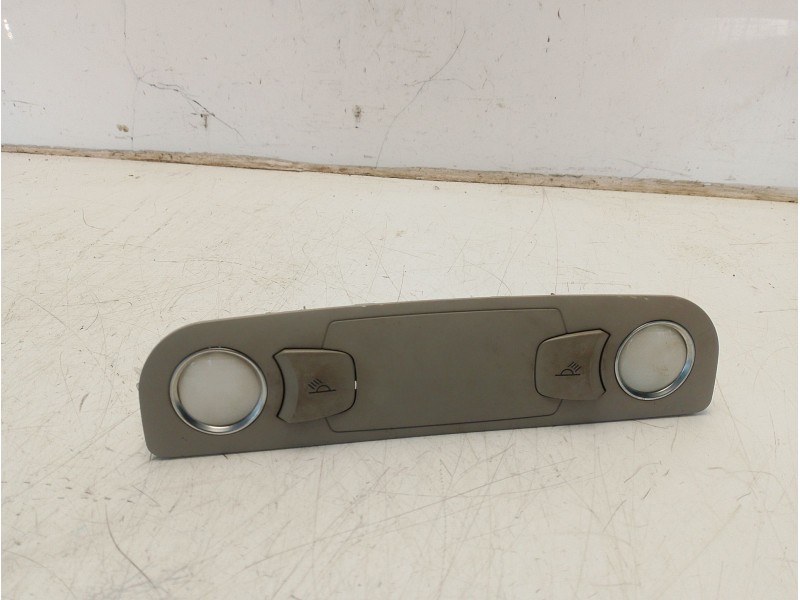 Recambio de luz interior para audi q7 (4l) 3.0 v6 24v tdi referencia OEM IAM 4L0947111B  