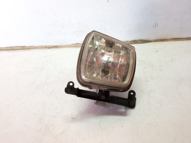 Recambio de faro antiniebla izquierdo para kia rio 1.4 cat referencia OEM IAM 922011G0  