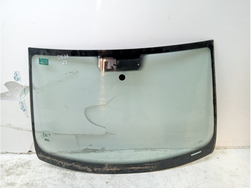 Recambio de parabrisas para seat ibiza sc (6j1) 1.9 tdi referencia OEM IAM 6J3845011B  