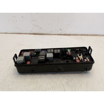 CAJA RELES / FUSIBLES LR041091 