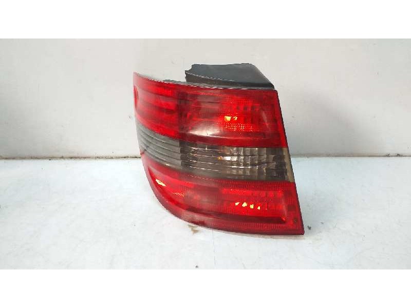 Recambio de piloto trasero izquierdo para mercedes-benz clase b (w245) 200 cdi (245.208) referencia OEM IAM 1698202564  