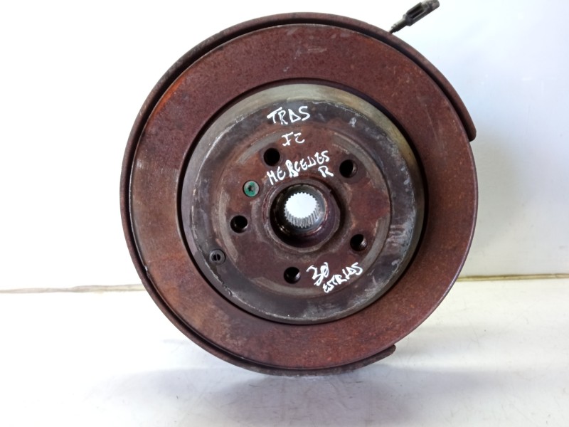 Recambio de mangueta trasera izquierda para mercedes-benz clase r (w251) 350 (251.056) referencia OEM IAM A1643500708  