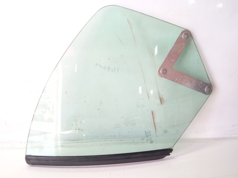 Recambio de luna custodia trasera izquierda para peugeot 206 berlina play station 2 referencia OEM IAM 9204J0 9204J0 