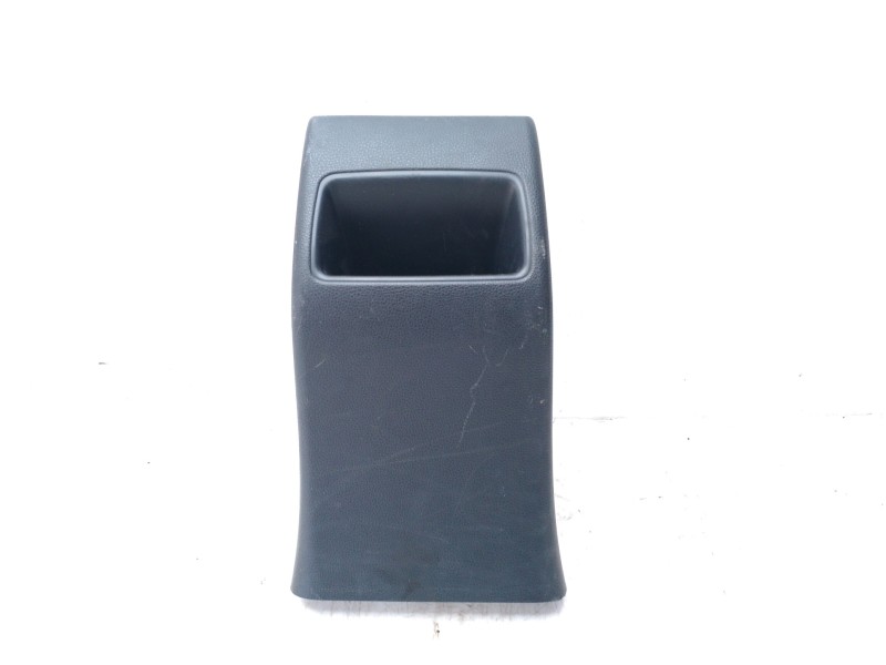 Recambio de moldura para toyota corolla (e21) referencia OEM IAM 5890302130C0  