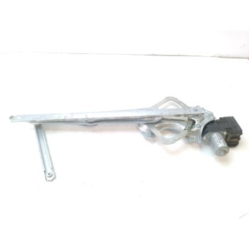 ELEVALUNAS DELANTERO IZQUIERDO 69820F4010 