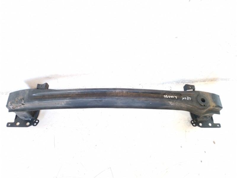 Recambio de refuerzo paragolpes trasero para seat leon (1p1) 1.6 referencia OEM IAM 5P0807305A  