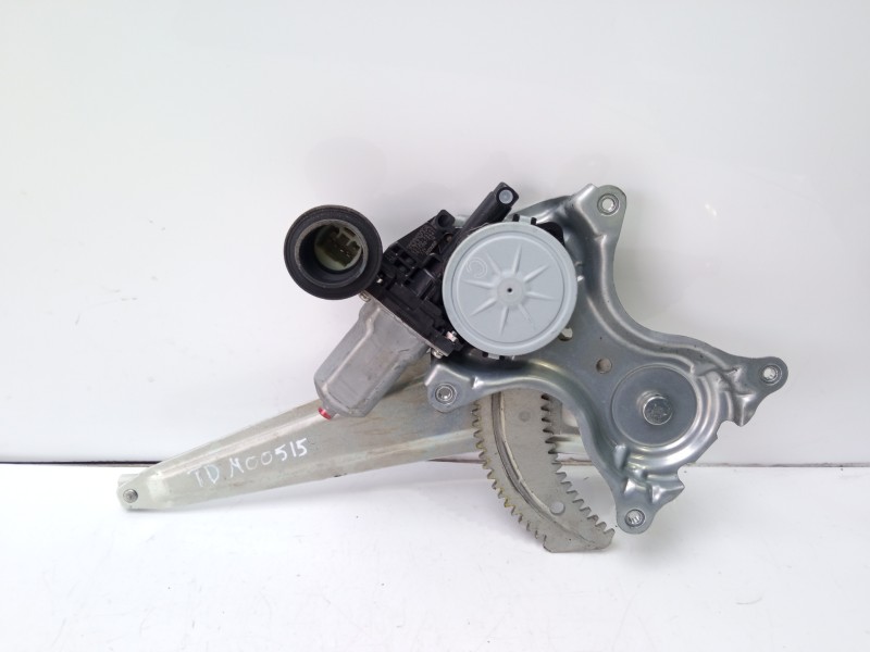 Recambio de elevalunas trasero derecho para toyota rav 4 active referencia OEM IAM 6980342050  