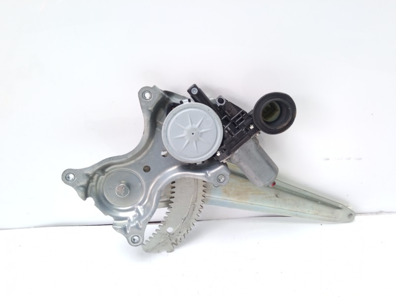 Recambio de elevalunas trasero izquierdo para toyota rav 4 active referencia OEM IAM 6980442050  