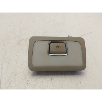 LUZ INTERIOR 4L0947124A 