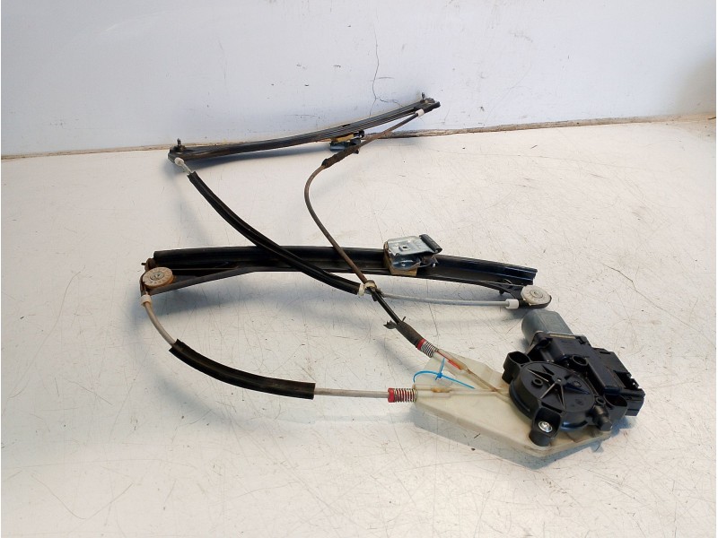 Recambio de elevalunas delantero izquierdo para volkswagen polo v (6r1, 6c1) 1.4 (6r1) referencia OEM IAM 6R3837461C  