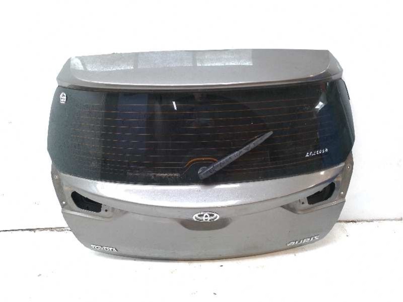 Recambio de porton trasero para toyota auris referencia OEM IAM 6700502290  