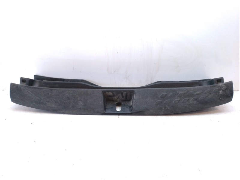 Recambio de moldura para toyota c-hr referencia OEM IAM 64716F4010C0  