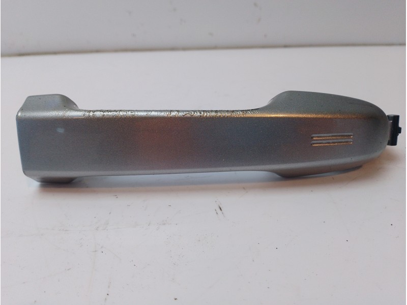 Recambio de maneta exterior delantera izquierda para toyota c-hr referencia OEM IAM 69210F4010B5  