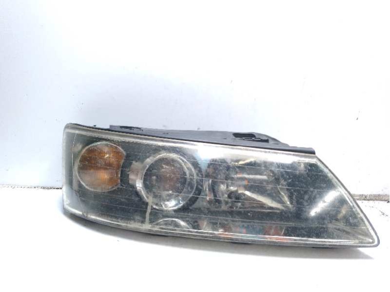 Recambio de faro derecho para hyundai sonata (nf) referencia OEM IAM 921023K020  