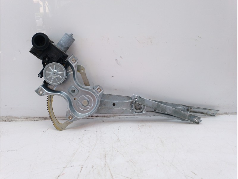 Recambio de elevalunas delantero derecho para toyota c-hr referencia OEM IAM 69810F4010  