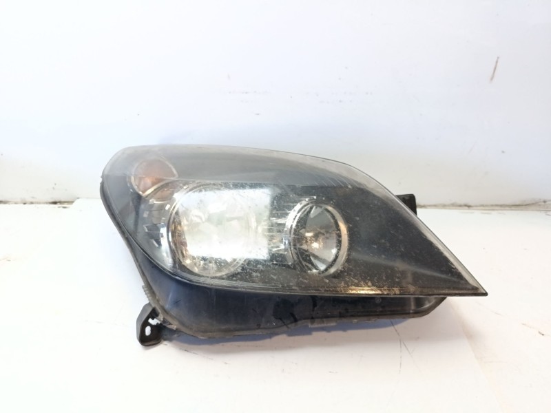 Recambio de faro derecho para opel astra h gtc (a04) 1.7 cdti (l08) referencia OEM IAM 93178636  