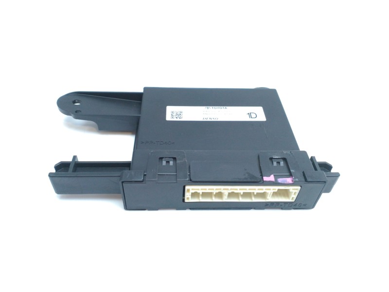 Recambio de centralita calefaccion para toyota yaris referencia OEM IAM 88650K0120  