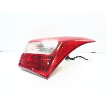 PILOTO TRASERO DERECHO 92402A5020 